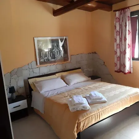 Grazia * Brucoli